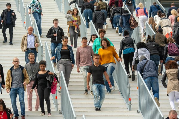 Les clés indispensables pour maîtriser la composition d'un poème épique : un guide pratique et inspirant